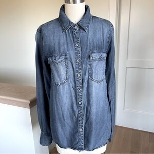 Buffalo David Bitton Women’s Dark Wash Denim long sleeve button down, size S